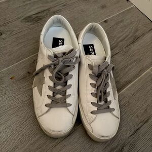 GOLDEN GOOSE SNEAKERS